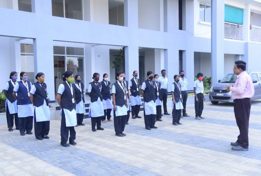 Faciltiy management team of OGS meeting with faciltiy manager at apartment premises